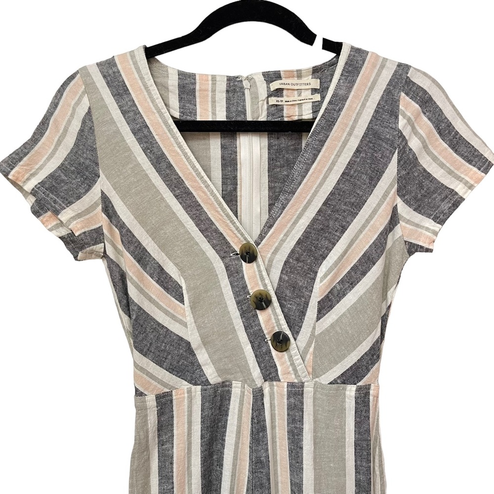 Urban Outfitters Linen striped surplice button Jumpsuit womens size XS - Picture 5 of 16
